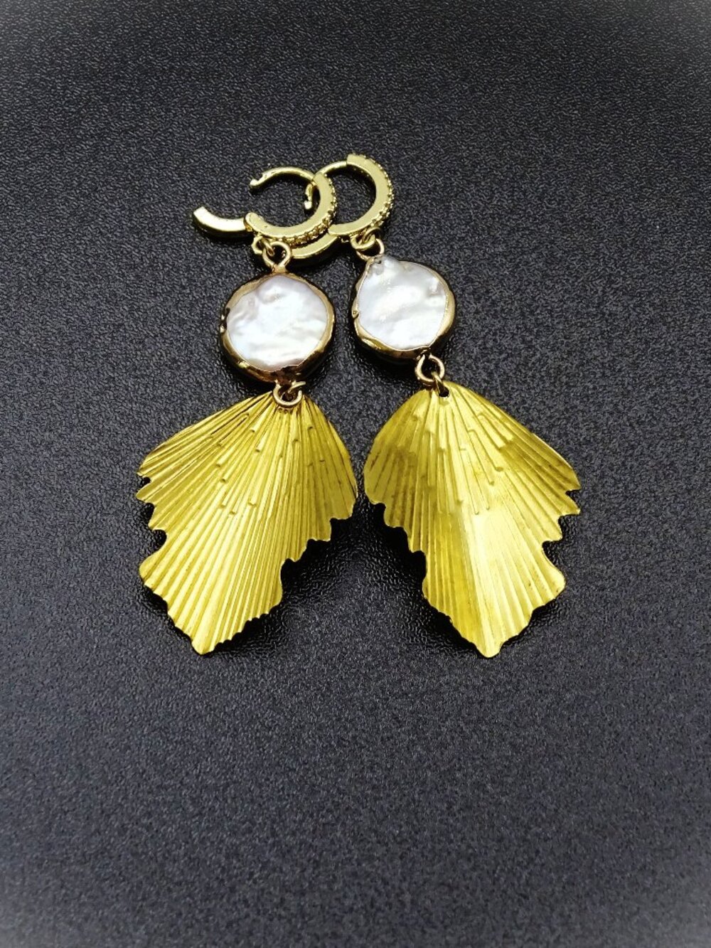 NEIMAN MARCUS Gold Plated Genuine Coin Pearl & Crystals Dangle Earrings